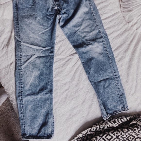 Levi’s - Picture 2 of 3